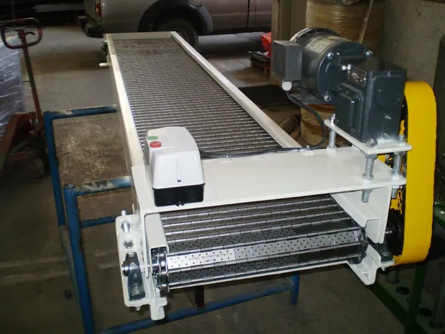 Transportador de banda modular con motorreductor